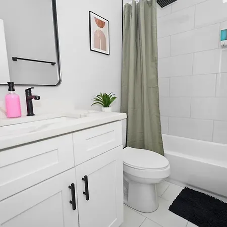 Family-friendly 3br Retreat Near Medical District, Of Illinois & West Loop *