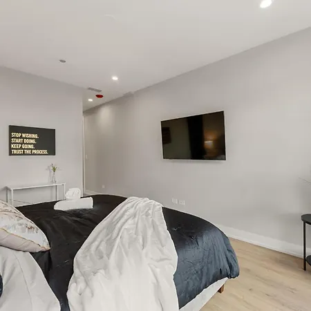 Apartment Bright 2bed 2bath In Brand New Pilsen Development *