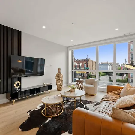Bright 2bed 2bath In Brand New Pilsen Development Apartment *
