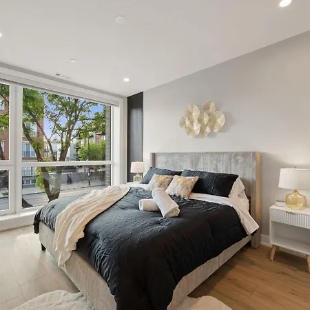 Apartment Bright 2bed 2bath In Brand New Pilsen Development *