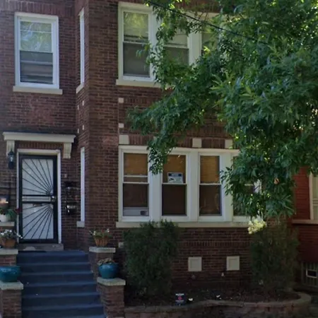 Gorgeous, Centrally Located, 420-friendly Duplex With Jetted Tub Apartment