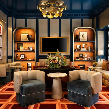 The Talbott, Autograph Collection 4*