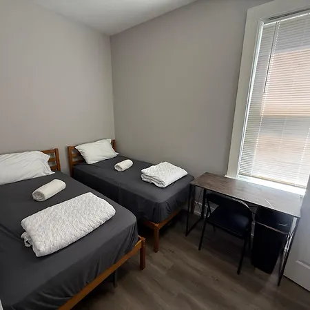 Homestay Beautiful Near Downtwon - Free Parking!