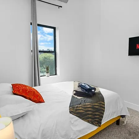 Apartment Modern 3br 420-friendly Unit Near Mccormick Place, Soldier Field And Lakefront Trail Chicago