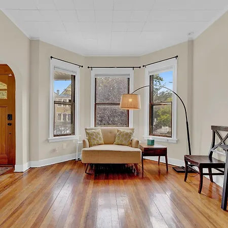 Holiday home Charming 3bd In Vibrant Andersonville *