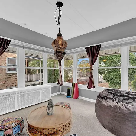 Charming 3bd In Vibrant Andersonville