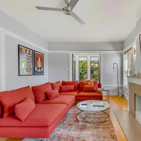 Steps To The Lakefront! Uptown Beauty Is Everything Need For A Perfect Getaway *