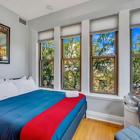 Steps To The Lakefront! Uptown Beauty Is Everything Need For A Perfect Getaway