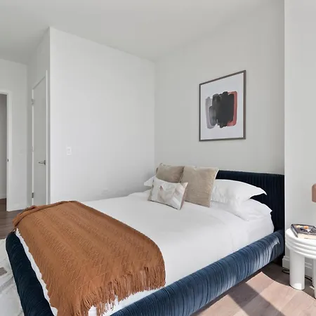 Lux Apts With Views And Amenities Apartment *