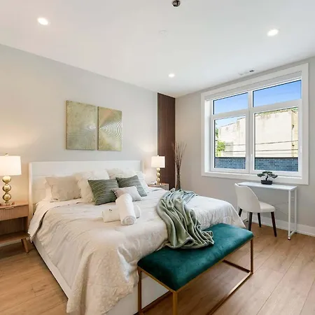 Modern 2br2ba Free Parking And Balcony Apartment