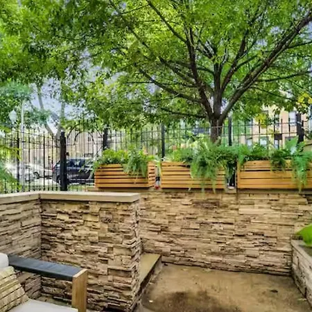 Charming Getaway With Patio *