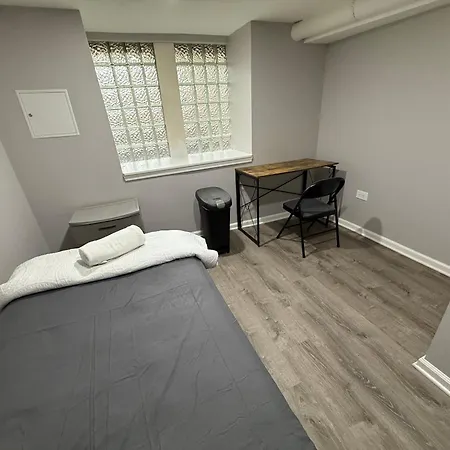 Homestay Super Amazing Place To Near Downtown! Free Parking *