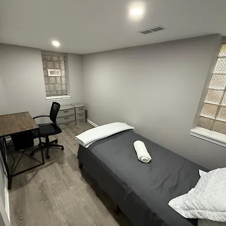 Homestay Super Amazing Place To Near Downtown! Free Parking *