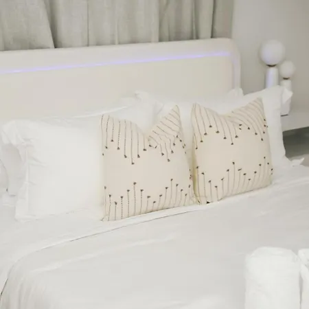 Sleeps 18 • 8br • Game • Gym • Theater Holiday home *
