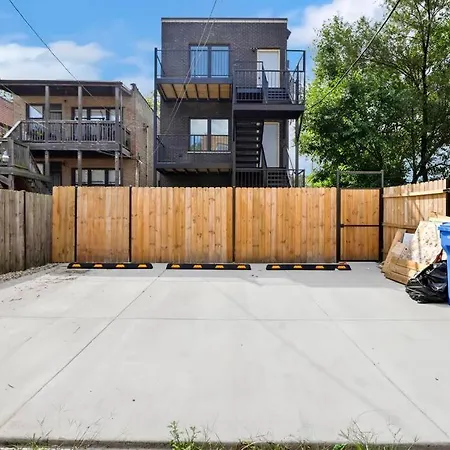 Luxhome 8 Mins Downtown * Chicago