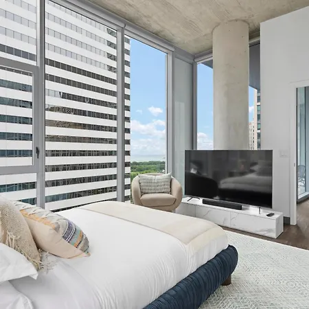 Premier Penthouses And With Captivating Views Of Millennium Park Apartment