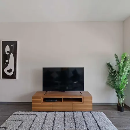 New Modern 1br Lux Escape Chicago
