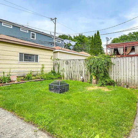 1 Mi To Blue Line Pet-friendly Unit In Chicago! Apartment