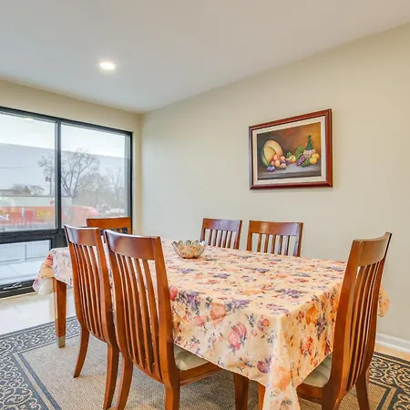 Steps To Shops & Eats: In Portage Park! * Chicago