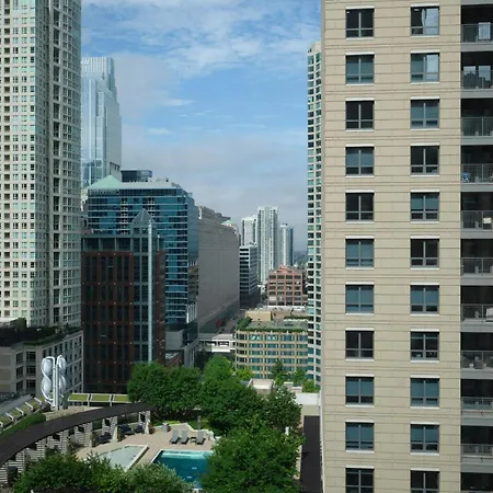 By Marriott Downtown/river North