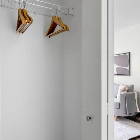 Apartment Gold Coast 1br W Doorman Gym 2 Blocks To L Chi-549 *