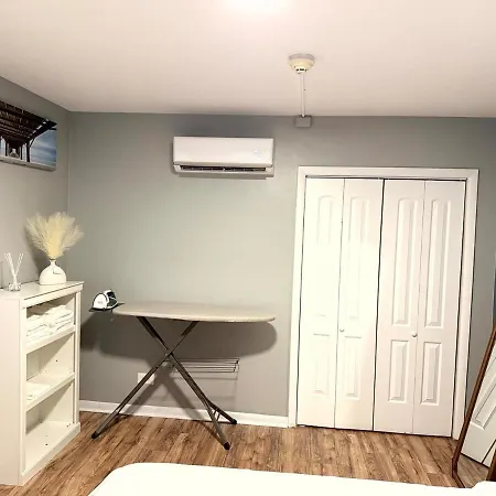 Apartment Cozy 1br Retreat Near Transit, Dining And Parking Chicago