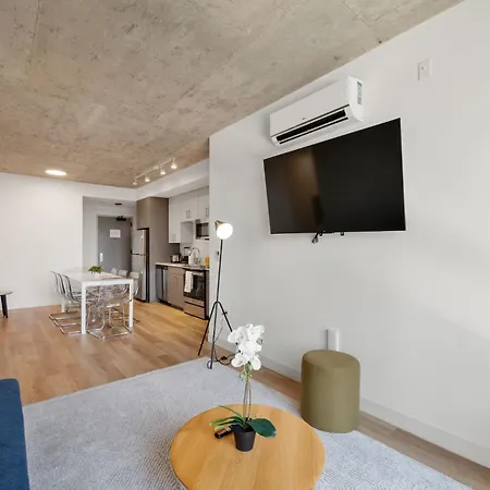 Hotel 3br Escape Bright Sleek Spacious Chicago