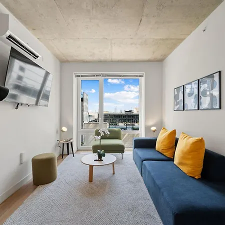 3br Escape Bright Sleek Spacious Hotel Chicago