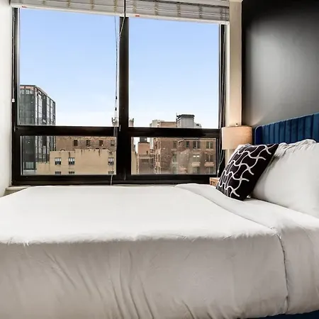 Apartment Boulevard Walk Everywhere 5 Mins To Magnificent Mile River North 04