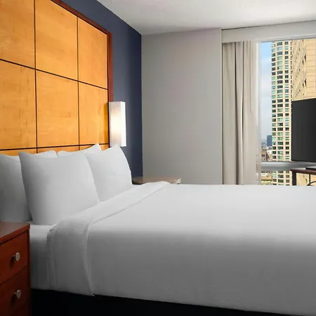 By Marriott Downtown/river North Hotel 3*