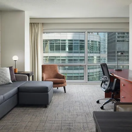 By Marriott Downtown/river North 3*