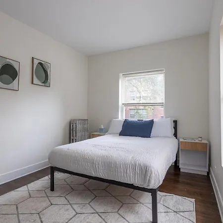 Charming 2br Ideal For Long Or Short Visits * Chicago