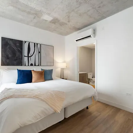 Hotel High-rise 4br W Views Comfort & Space