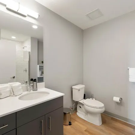 High-rise 4br W Views Comfort & Space Hotel *