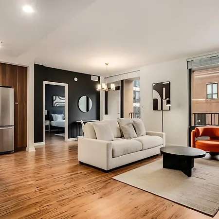 Boulevard 5 Minutes To Magnificent Mile And River North 06 Chicago