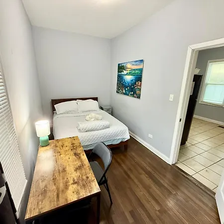 Amazing Place To Near Downtown Chicago! Homestay Chicago