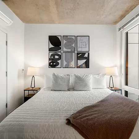 Family-sized 4br Luxury In Downtown *