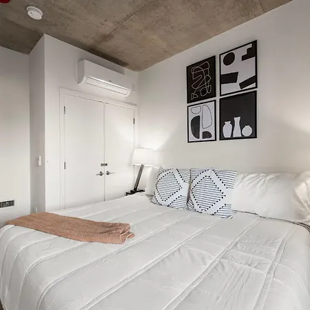 Family-sized 4br Luxury In Downtown Hotel