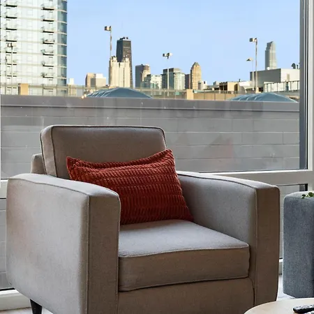 Corporate-friendly 4br Stylish &