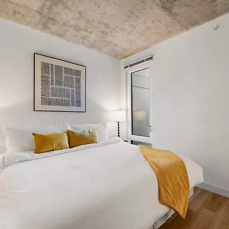 Hotel Corporate-friendly 4br Stylish & Chicago