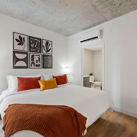 4br Modern Gem Sleek Bright & * Chicago
