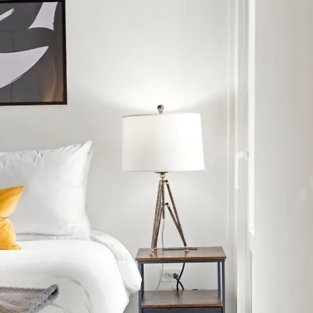 4br Modern Gem Sleek Bright &