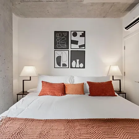 4br Modern Gem Sleek Bright & Hotel