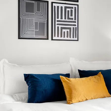 4br Modern Gem Sleek Bright & Chicago