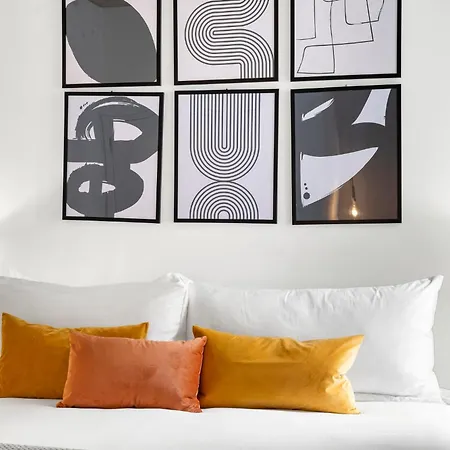 4br Modern Gem Sleek Bright & Chicago