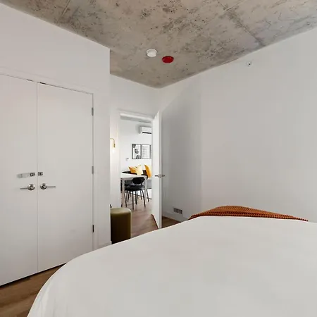 4br Modern Gem Sleek Bright & Hotel *