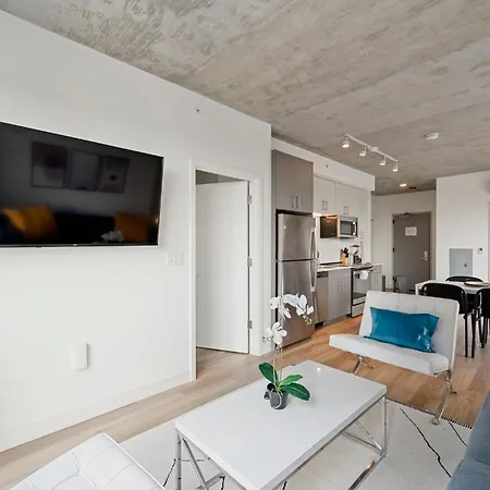 Hotel 2br Escape Bright Sleek Spacious