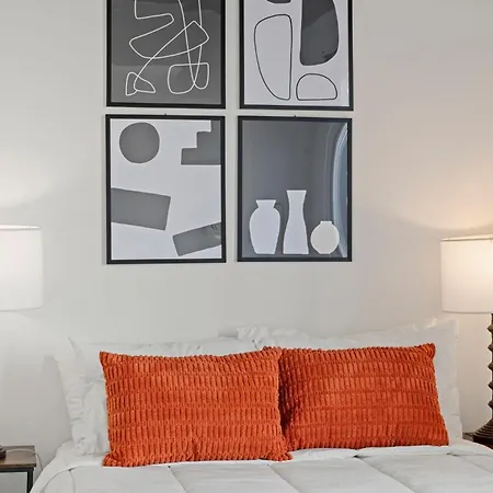 2br Escape Bright Sleek Spacious *