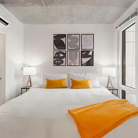 Hotel Modern 4br Retreat With Stunning Views