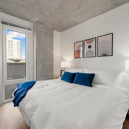 Modern 4br Retreat With Stunning Views Hotel Chicago
